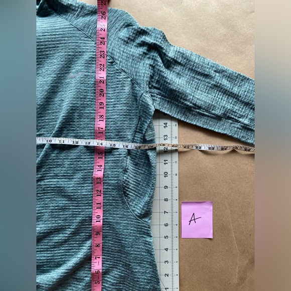 Nike Dri-Fit Swift Element Running 1/2 Zip - Picture 4 of 4